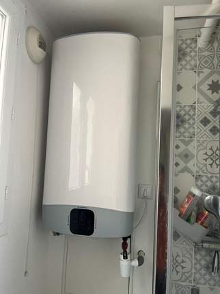 Chauffe-eau a Nemours — Plombier Repare.com